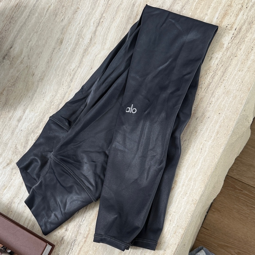 ALO Yoga Black Leggings